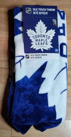 NWT NHL TORONTO MAPLE LEAFS 50x60 SILK TOUCH HOCKEY FLEECE THROW BLANKET PLUSH Cover