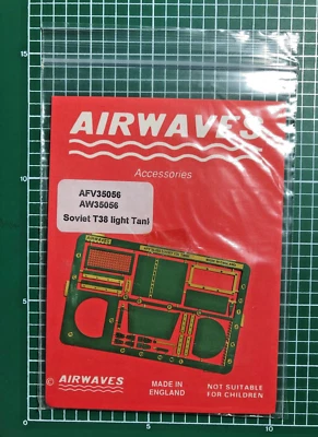 AIRWAVES AFV35056 - SOVIET T38 LIGHT TANK - 1/35 PHOTOETCHED - Immagine 1 di 2
