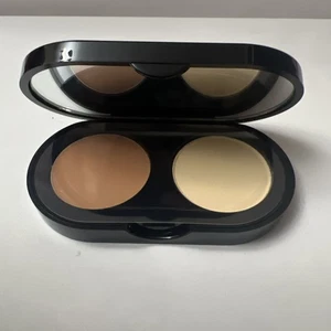 Bobbi Brown Creamy Concealer Kit (Honey) And Sheer Finish Pressed Powder. - Picture 1 of 5