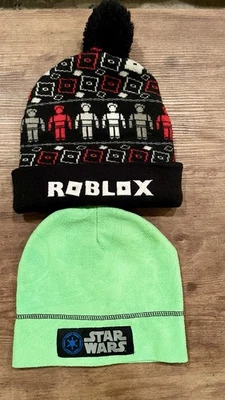 Star Wars новом зеленый шляпа и Roblox зимняя шляпа для детей используется в хорошем состоянии. - Изображение 1 из 4