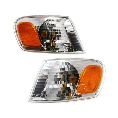 For 2001 2002 Toyota Corolla Pair LH and RH Turn Signal/Marker Light TO2530137 - Image 1 of 4
