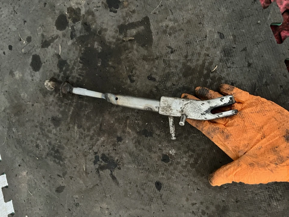 Suzuki GSXR 600 GSXR600 2003 soporte/lado Foto 1 de 4