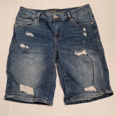 Women’s Maurices m jeans Distressed Bermuda Denim Shorts Size 6 Stretch  - Image 1 of 4