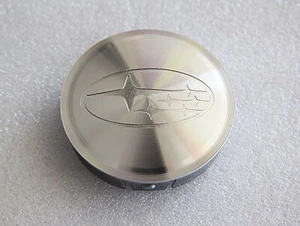 1xORIGINAL NEUE RADKAPPE DECKEL SUBARU 28821SA040 - Bild 1 von 4