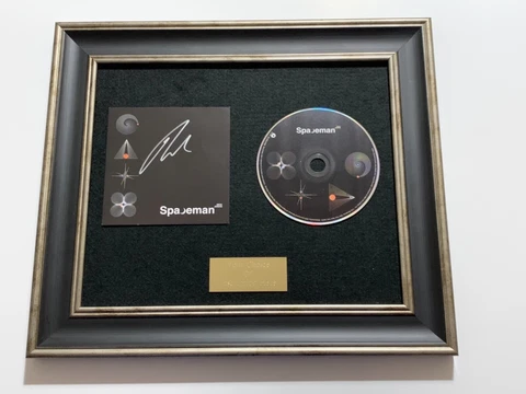 PERSONALLY SIGNED/AUTOGRAPHED NICK JONAS - SPACEMAN FRAMED CD PRESENTATION Cover