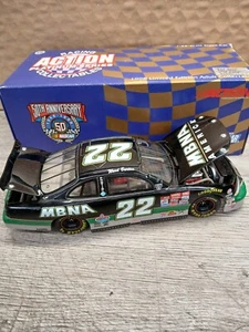 1998 WARD BURTON #22 MBNA PONTIAC GRAND PRIX 1:24 SCALE NASCAR DIECAST #1224 - Picture 1 of 10