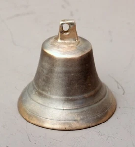 Old Bell Bronze Clamp approx. Ø 11 cm H = 11 cm Weight approx. 0.63 kg # 3625 - Picture 1 of 4