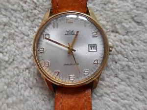 Smiths Astral goldfarbene Uhr, Datumsfenster @ 3, läuft gut und hält gute Zeit. - Bild 1 von 11