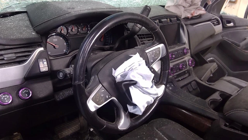 Volante usado se adapta a: GMC Yukon XL 1500 2019 grado A Foto 1 de 4