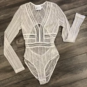 Hello Molly White Lace Sheer Bodysuit Size 6 Medium Long Sleeve V-Neck Line - Picture 1 of 13
