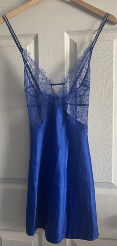 UNDERCOVER Camicia da notte Victoria's Secret S blu babydoll strass spalline raso pizzo slip nuova con etichette