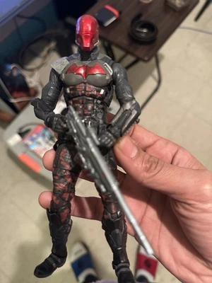 阿卡姆骑士红帽可动人偶散装状况良好铰接良好 — 第 1/3 张图片