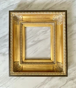 Marco de fotos de madera ornamentada de hoja de oro grueso de 4,5" se adapta a 8”x10” hecho en Taiwán - Imagen 1 de 7