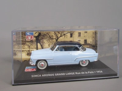 D776 IXO Cina Simca 9 Aronde Grand Large Rue De La Paix 1956 Blu 1:43 + Scatola - Immagine 1 di 4