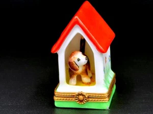 Limoges Frankreich Hund in Hundehütte Schmuckkästchen Peint Main Puy de Dôme Ltd 6/250 - Bild 1 von 4