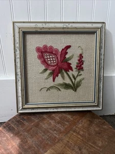 Handgenähte Crewel Stickerei Blumen Holz gerahmt Wandbild Vintage - Bild 1 von 7
