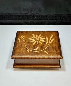 Vintage Reuge Spieluhr Schweizer Spielwerk Puppe an einer Saite Switzerland Made - Bild 1 von 8