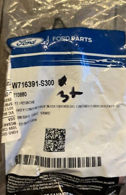 4 NEW PCS FORD 2013/19 ESCAPE, 2015/19 LINCOLN MKC "RIVET" DEFLECTOR W716391S300 - Image 1 of 2