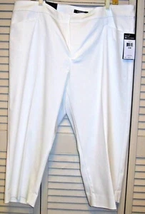 NWT CHAPS Slimming Fit Capri Pants Women's Size 20W White Stretch MSRP $65 - Picture 1 of 1