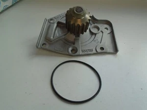 Bomba de agua SKF VKPC87403 se adapta a Austin Maestro 1982-90 Montego 84-88 Rover 200 85- - Imagen 1 de 4