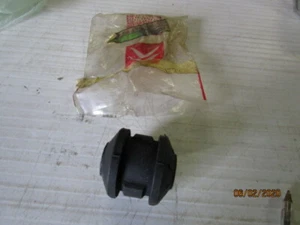 1 SILENT BLOC CITROEN 14/46/40/43 REF 95494717 - Imagen 1 de 3