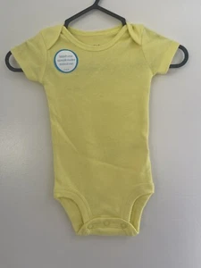 Carters Unisex Baby Solid Yellow 100% Cotton Short Sleeve Bodysuit Yellow NB - Picture 1 of 4