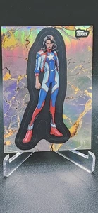 2025 Topps Marvel Comic Book Heroes AMERICA CHAVEZ #102 Refractor - Picture 1 of 2