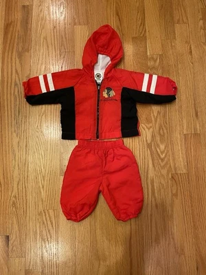 Traje cortavientos vintage Chicago Blackhawks talla 3-6 meses NHL Babyfair Foto 1 de 4