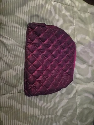 Mary Kay Makeup Bag Quilted Burgundy   - Image 1 of 4