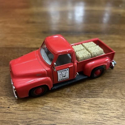 Red '53 Ford TONKA FARMS Pickup Truck Diecast Pull N Go Maisto Back 2001  1/32 - Image 1 of 4
