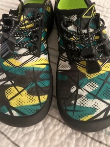 Saguaro Yellow/Green/ Black Water Shoes 37 Adjustable Laces Uni-sex Sz EUR 38 - Picture 1 of 5