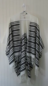 Boho Beach Women's Sweater Poncho Cape Open Front White Gray Stripe One Size  - Picture 1 of 4