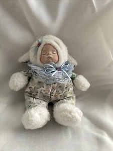 VINTAGE 1993 LEE MIDDLETON BYE BABY BUNTING DOLL - Great Condition! - Picture 1 of 7