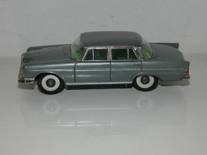 Taiseiya Cherryca Mercedes 220SE dinky corgi spot tekno gama marklin schuco cij - Foto 1 di 12