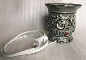 Yankee Candle Electric Wax Warmer Antiqued Teal Green Ceramic WORKS & CLEAN - Picture 1 of 5