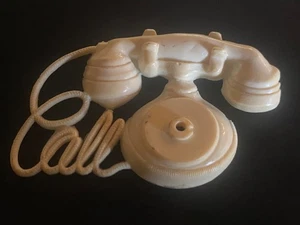 Broche prendedor de teléfono giratorio de plástico blanco crema marfil marfil de colección/principios de los años 40 como está - Imagen 1 de 9