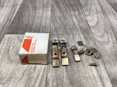 Arrow Hart Motor Starter Contact Set AHP-305  For Size 2 #24F103*CO - Image 1 of 3