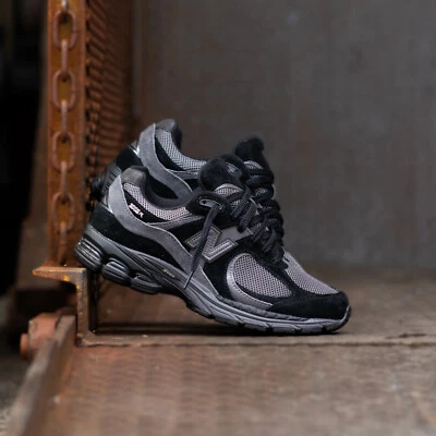 NEW BALANCE 2002R ZAPATILLAS HOMBRE MULTITALLA ZAPATOS M2002RBL 001 NEGRO IMÁN NUEVO Foto 1 de 4