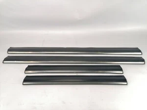 MERCEDES W123 VAGÓN SEDEN PUERTA INFERIOR CROMADO MOLDURAS JUEGO DE 4 - Imagen 1 de 10