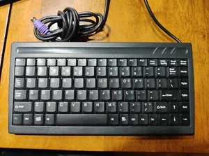 HP DESIGNJET KEYBOARD KB-9945-1150-7890 & Q1279-60005 - Picture 1 of 1