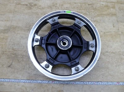 1985 Kawasaki 454 LTD EN450 K447-2. rear wheel drive pulley and carrier #1 - Image 1 of 4