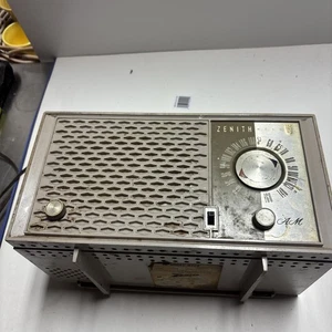 Radio d'epoca a valvole AM/FM Zenith S-52233 VINTAGE Mid-Century MCM made in USA FUNZIONANTE - Foto 1 di 6