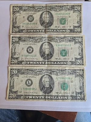 $20 Dollar Bills Lot of 3 Old design small face 1985 Circulated FREEE SHIPPING - Image 1 of 4