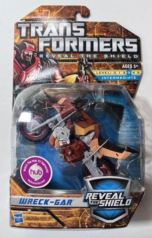 New Sealed MOSC Transformers RTS Reveal The Shield Deluxe Autobot Wreck-Gar Cover