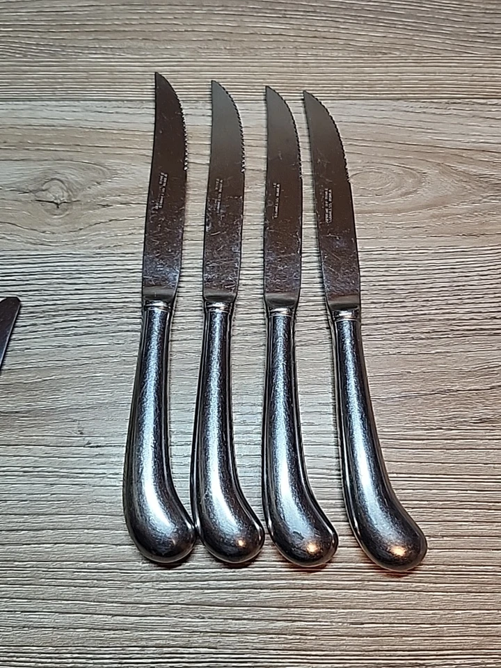 Supreme by Towle 不锈钢韩国 ASHLEY 4 手枪手柄牛排刀 9 英寸刀 — 第 1/4 张图片