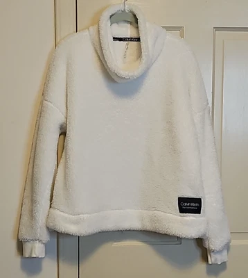 Calvin Klein performance Women's Faux Sherper white pullover Soft size Medium - Image 1 of 4
