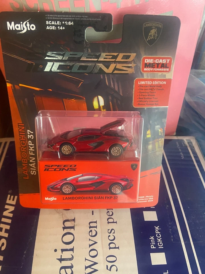 MAISTO SPEED ICONS FERRARI MONZA SP1 Silver