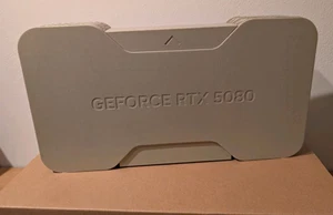Top✓ Nvidia GeForce RTX 5080 FE Founders Edition Grafikkarte - Photo 1/9