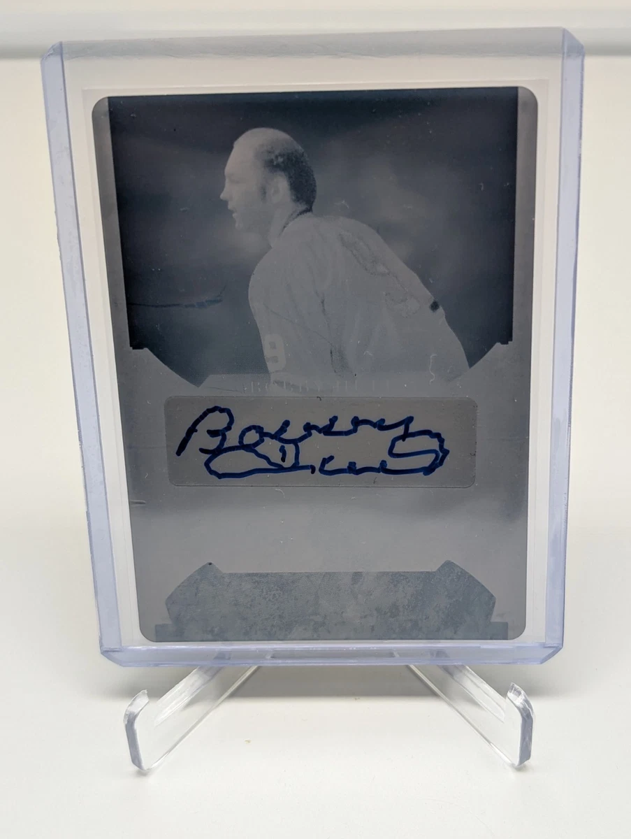 Bobby Hull Ice Hockey Autographed Sports Trading Card Singles for