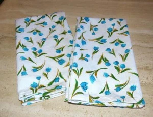 Set 2 asciugamani cucina floreali; blu bianco giallo verde nero; cotone nuovi con etichetta; 26x19,5 - Foto 1 di 6